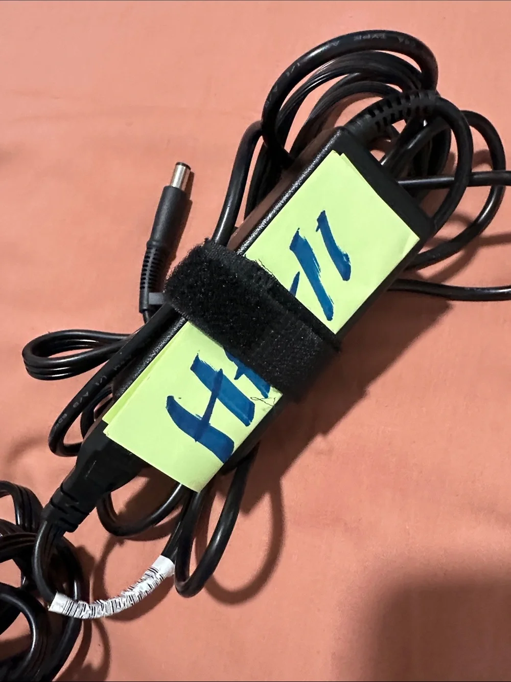HP genuine 65w